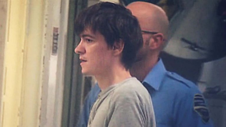 Le tueur de la mosquée de Québec plaide coupable, le procès tourne court
