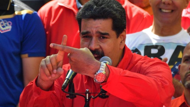 Venezuela: Nicolas Maduro rompt les relations diplomatiques avec la Colombie